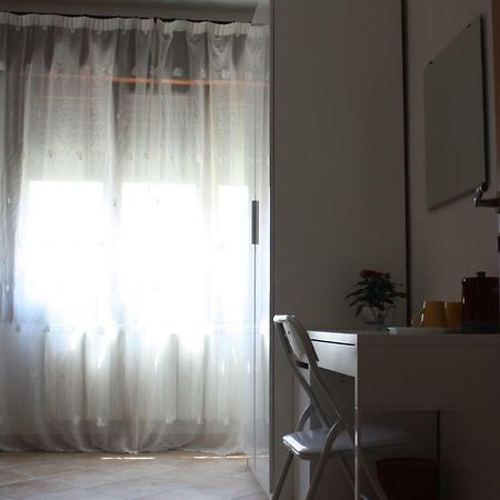Tagliamento 28 Bed & Breakfast Mestre Bagian luar foto