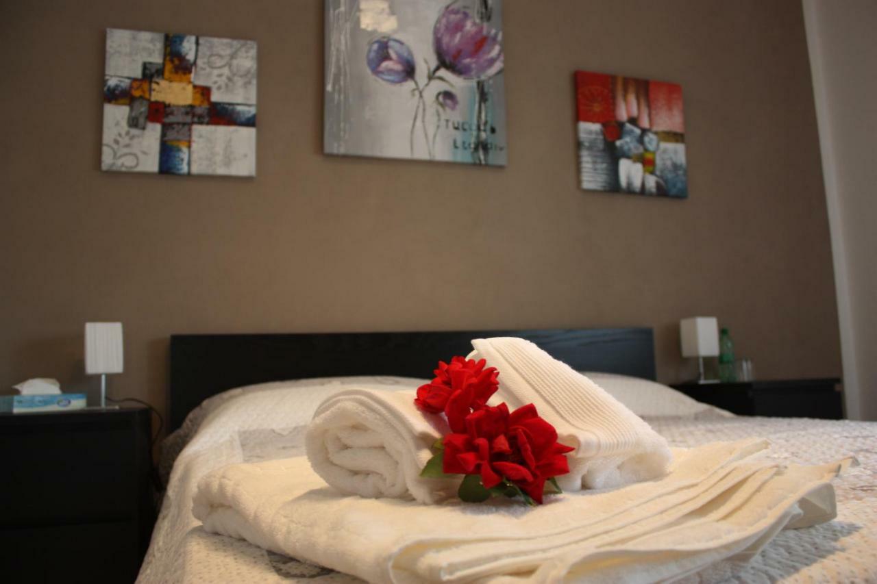 Tagliamento 28 Bed & Breakfast Mestre Bagian luar foto