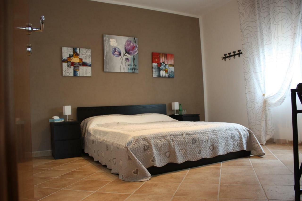Tagliamento 28 Bed & Breakfast Mestre Bagian luar foto