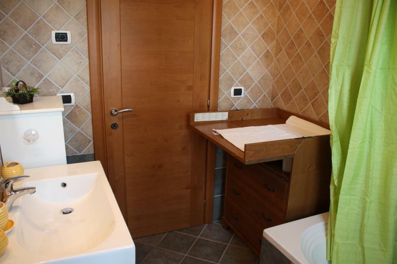 Tagliamento 28 Bed & Breakfast Mestre Bagian luar foto