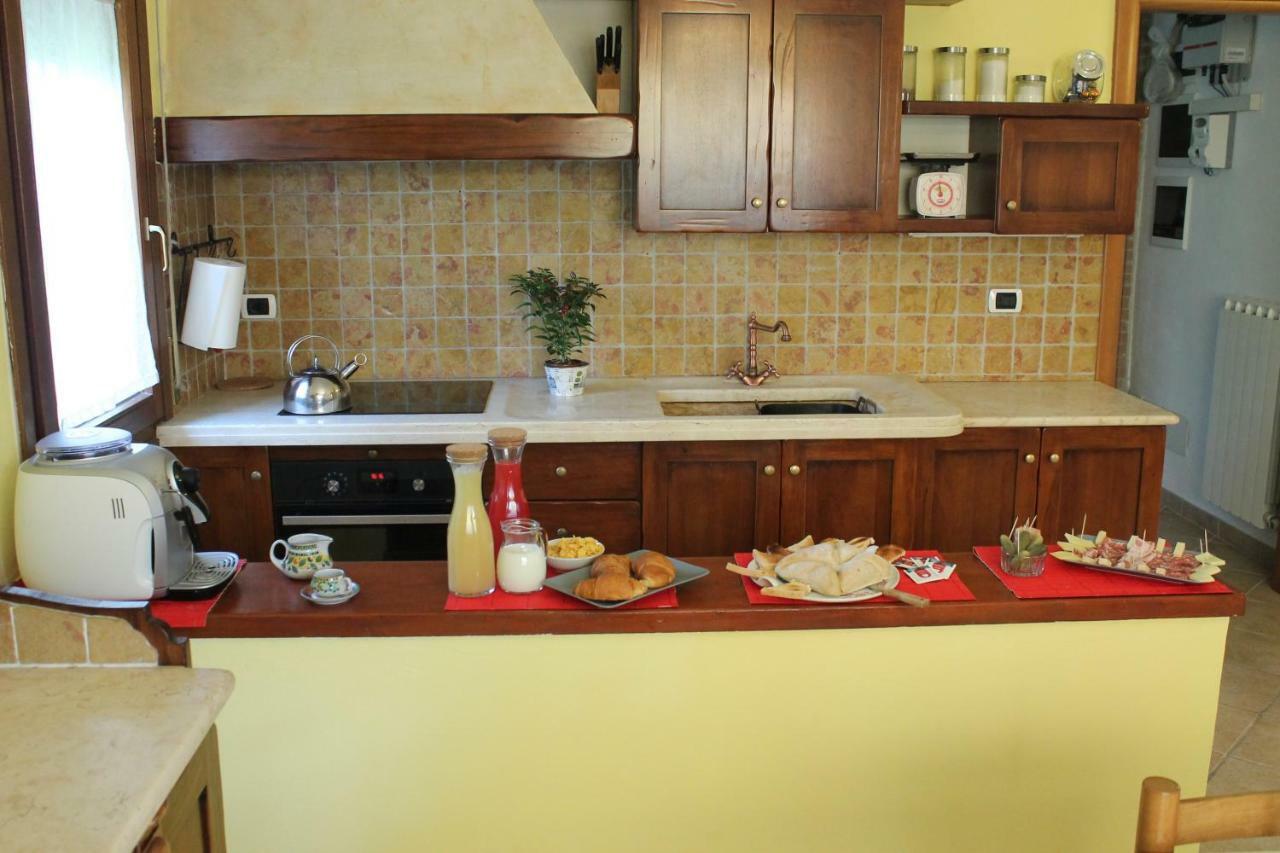 Tagliamento 28 Bed & Breakfast Mestre Bagian luar foto