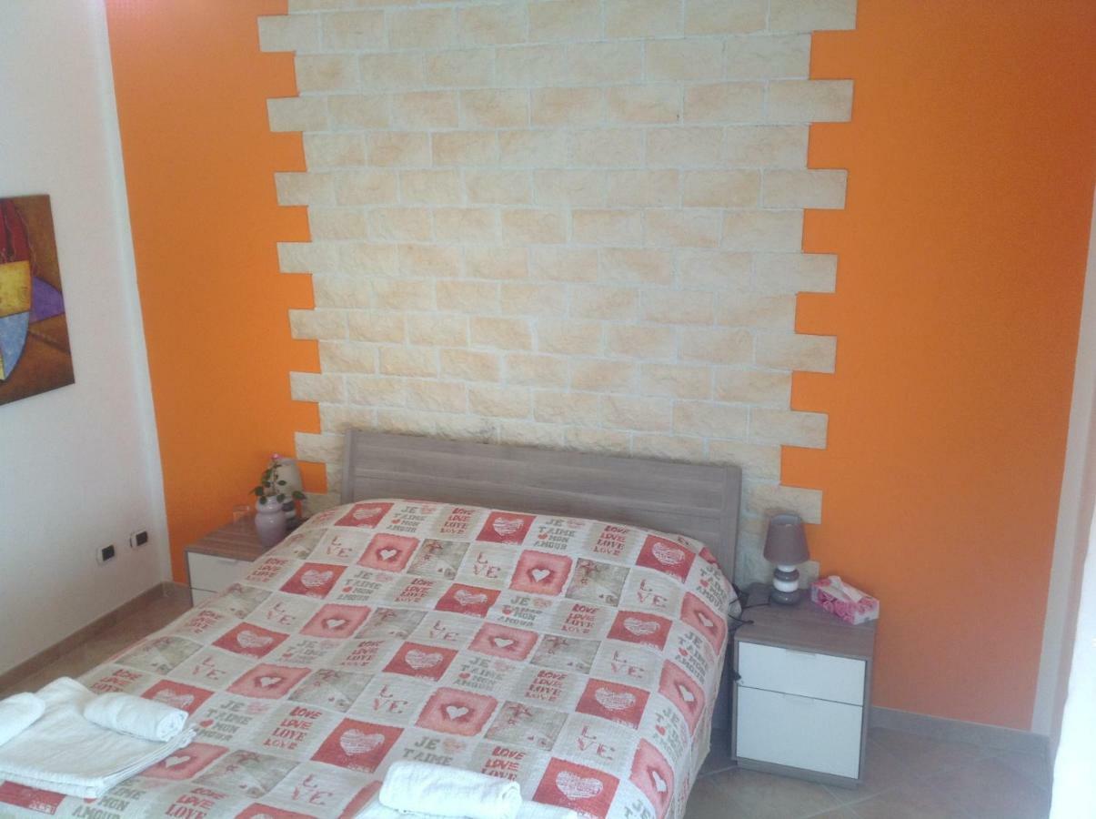 Tagliamento 28 Bed & Breakfast Mestre Bagian luar foto